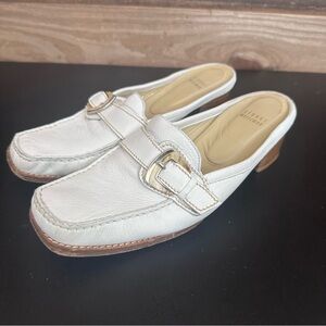 STUART WEITZMAN White Leather Slip-On Heeled Mules Gold Buckle Women’s 10 Luxe